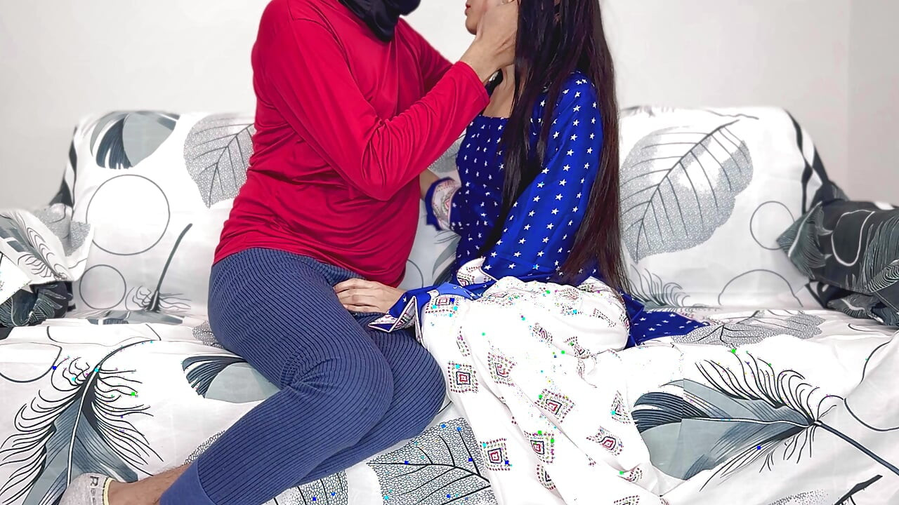 Директору довелося взяти дозвіл від офіцера керувати школою.