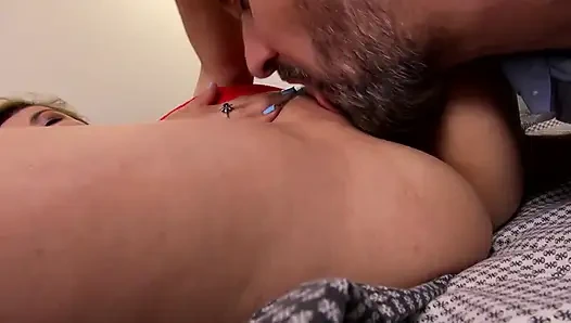 Siyah Canavar Yarak Iki Sürtük Kaltağı Çifte Domaltarak Sikiyor