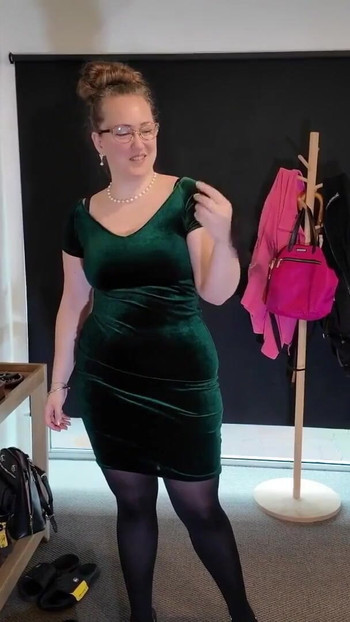 Smuvana sa slučajnim momkom i donela iskorišćeni kondom kući za Dex | Klip 1