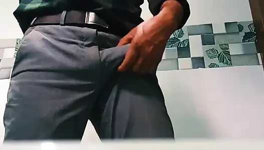 Hintli yaşlı adam mastrubation