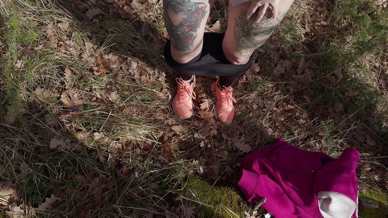 I asked a stranger to fuck me in the woods - POV MILF