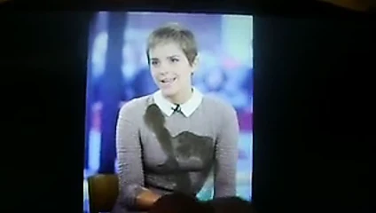 emma watson için emzikli haraç