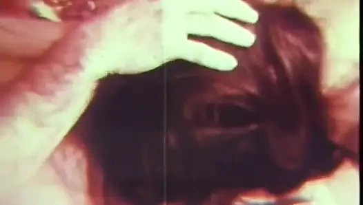 Versauter retro-dreier für einen großen schwanz