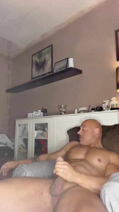 Bodybuilder Stepdaddy Wank Jerk off Solo