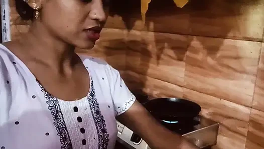 Büyük memeli eski sevgilim kocasını benimle aldattı - hottiestwo