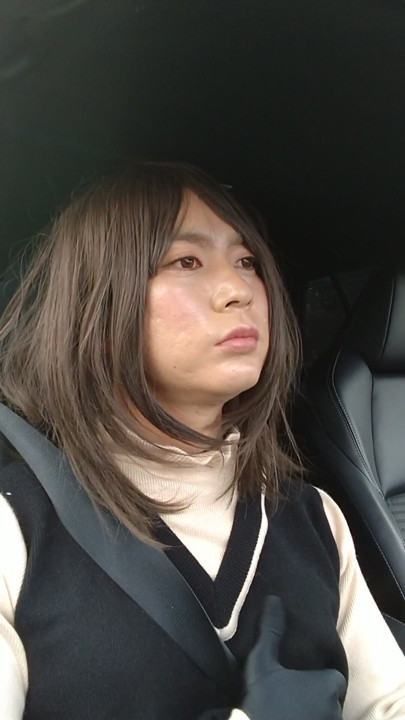 A cross-dressing boy drove by car | Clip 1