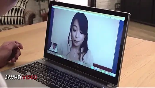 Shiona Suzumori, frecher JAV-star gibt leidenschaftlichen asiatischen blowjob und fickt dann intensiv!