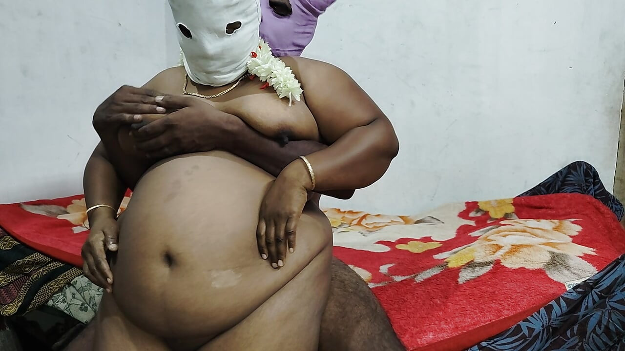 Indian aunty hard fucking in pusssy big black cock