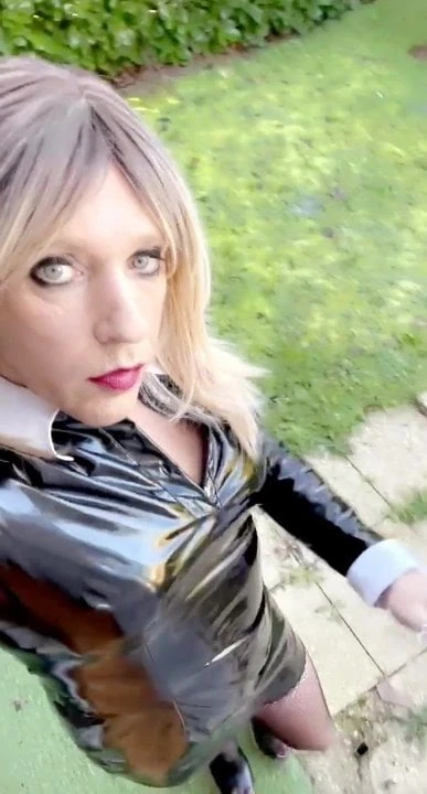 Jenyfer  transexuelle french shemale tranny fetish