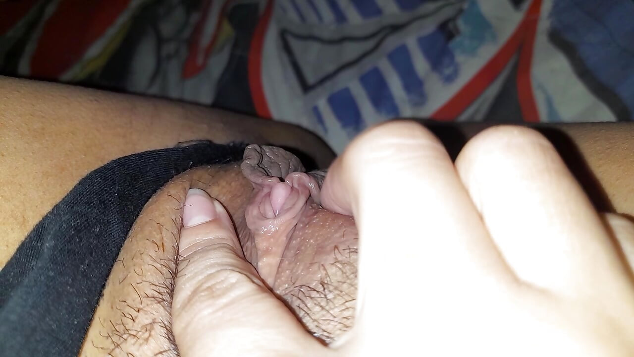 I Woke up and Started Playing with My Hot, Juicy, Hairy Pussy. Let Me Cum in Your Mouth.