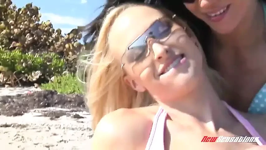 Lux & alyssa - me & my girlfriends