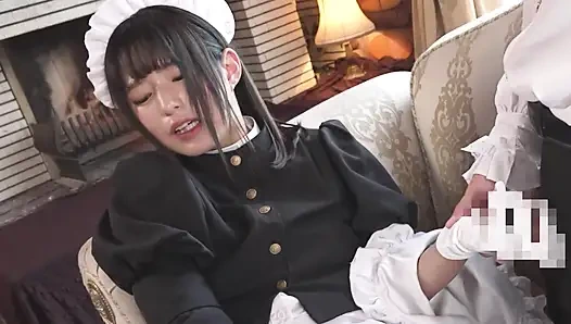 135cm 18 yaşında, ilk kez cosplay denemekte zorlanıyor İlk fotoğraf çekiminde bir yetişkin tarafından görülürken mastürbasyon konusunda meydan okudu