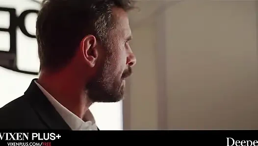 Глубже. Проказливая актриса Райан испытывает пределы ручного руководства