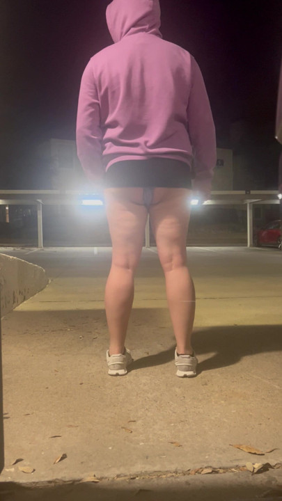 Walking outside with a skirt and buttplug