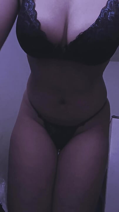 Hot Brazilian girl