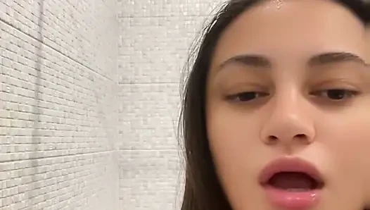 Cum with Me in Snapchat Shower
