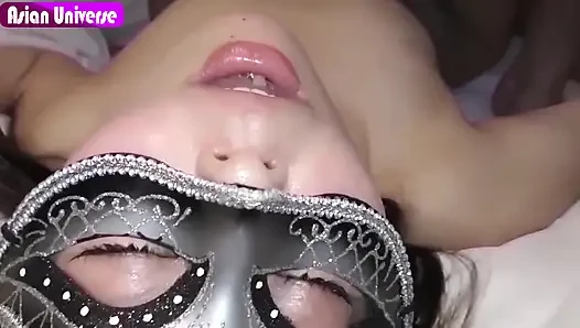 Istri sange ini rela dientot habis-habisan sama besar sampai mengerang keenakan!