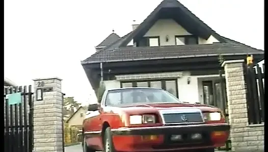 Di Balik Pintu Jerman Kacau Dengan Rajin - Film Lengkap