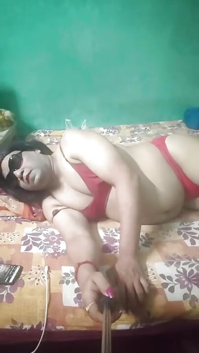 Bengali Transgender wait for you