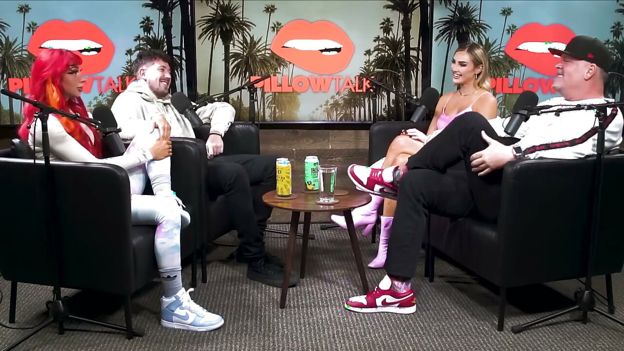 Kenzie Anne Loses P＊rn Virginity to Tyga