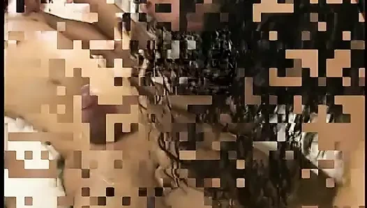 Шоколадная красотка Cheyanne Foxxx и чернокожая телочка Sweet Pea приняли предложение хорошо провести время