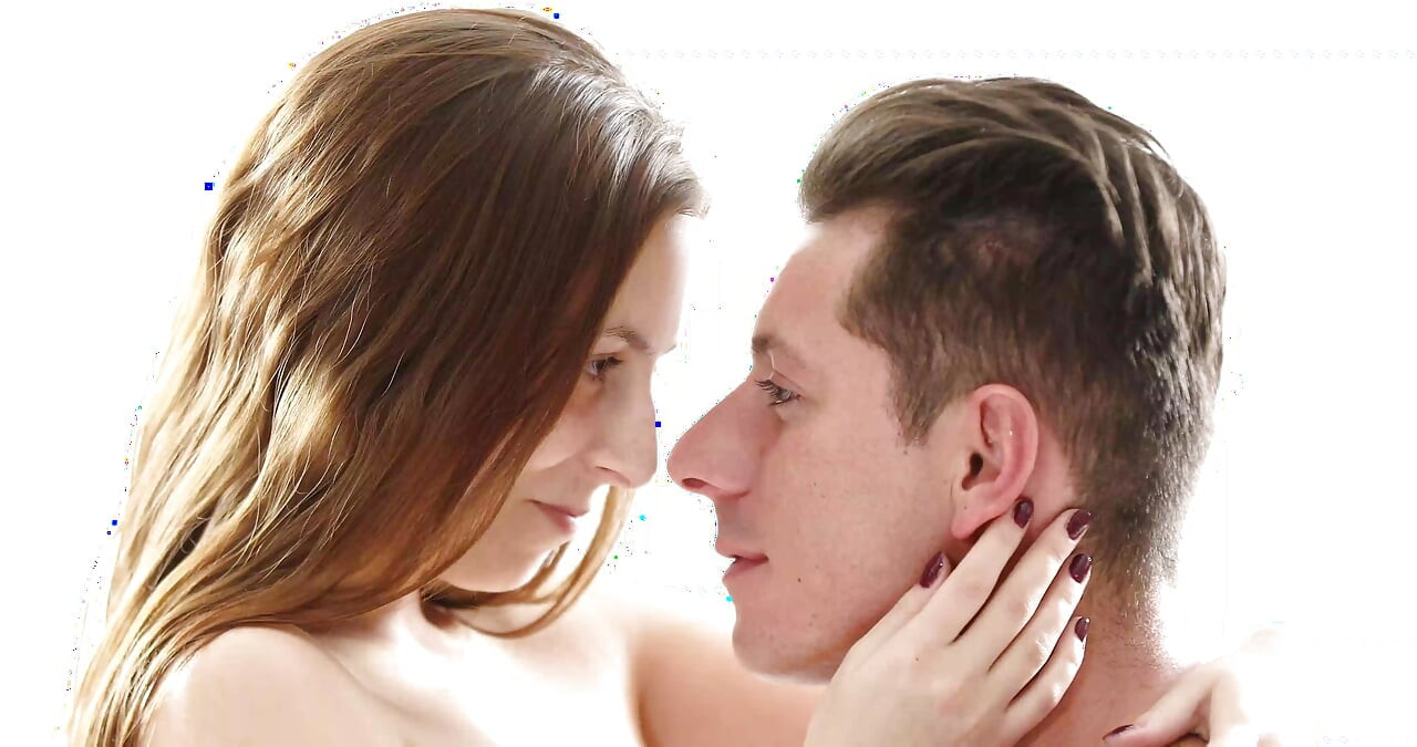 Blowjob and Hard Fucking! Hot MILF Wants More!