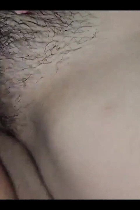 Üvey erkek kardeş ve üvey kız kardeş aileleri odanın dışındayken xxx sikişiyor |elivm|