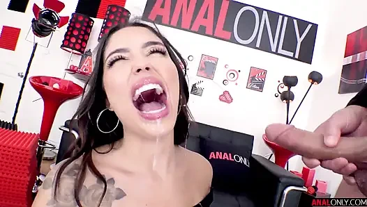 Внутри задницы Vanessa