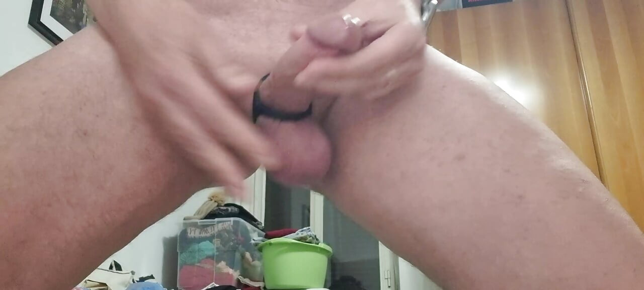 熱い小便プレイ