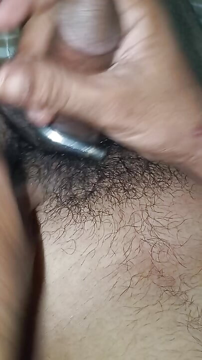 לא אוננתי שבועיים איזה הקלה! שפיכה ענקית