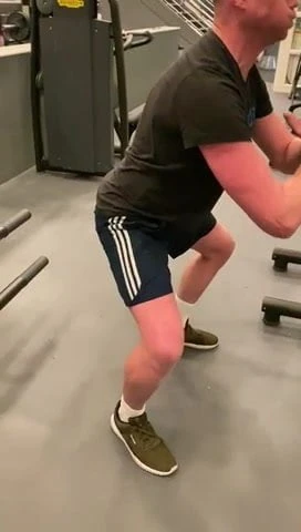 British builder straight bloke gym workout onlyfans
