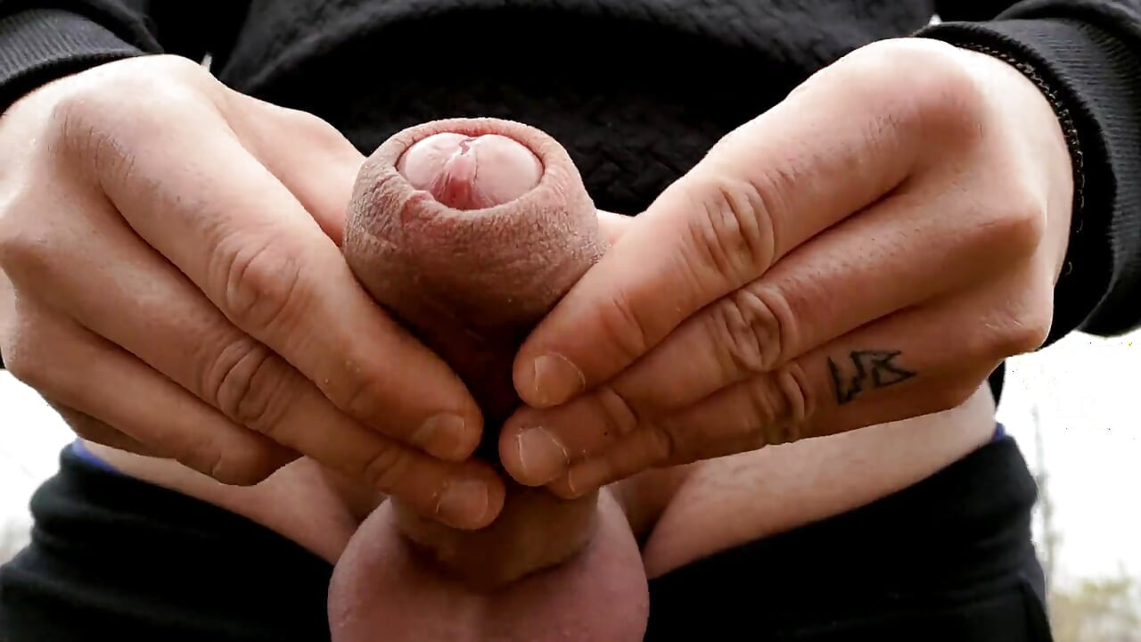 Κοντινό πλάνο Jerk Off Outside