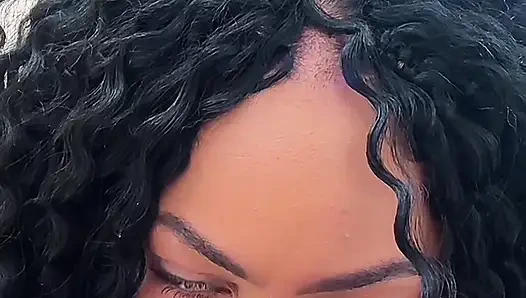 Не останавливайся! ОНА ХОЧЕТ БОЛЬШЕ - сексуальная брюнетка Gostosa в грубом сексе раком и миссионерской позе в видео от первого лица