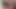 セクシーなレズボが前かがみになり、ピアスのある秘部を舐められ指で指を使われる
