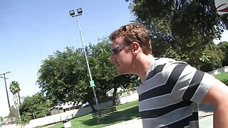 مؤخرة رائعة ...