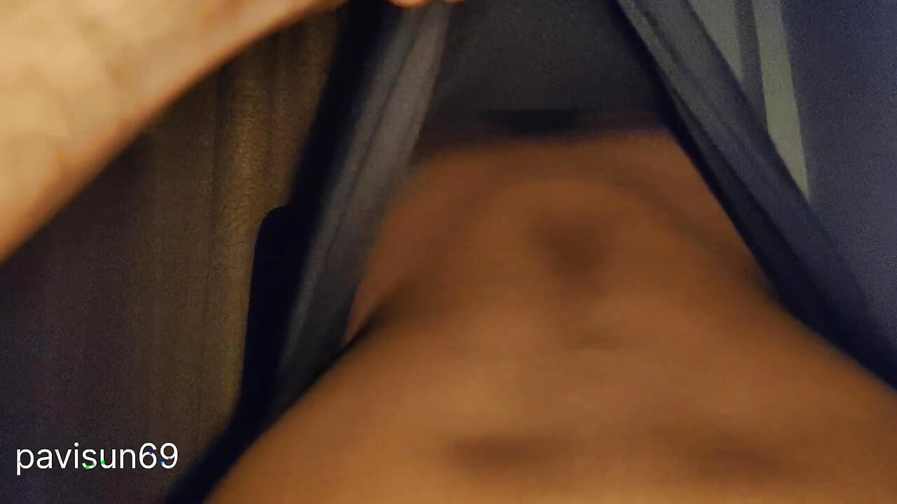 Desi bhabhi wet pussy