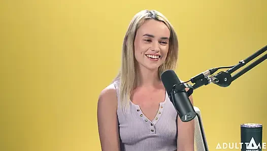 Khloe Kingsley: Сквирт на камеру и красные флаги