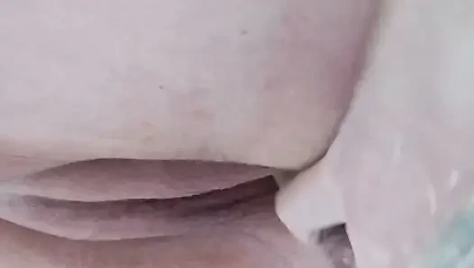 Yakın çekim seks ve şişman kadının amcığı döl içinde