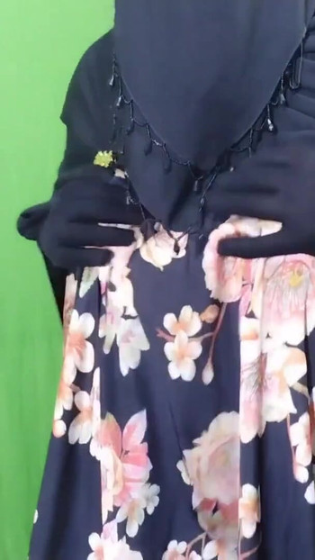 Emotionaler moment von "Indischer Hijabi muslim Braut ficken - Klares Hindi schmutziges Audio"