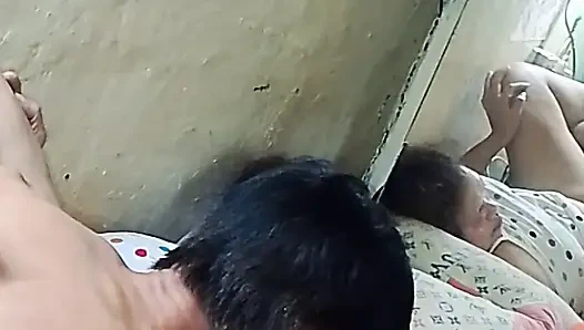 Amcık yiyici .daha fazla amcık yemek çok güzel