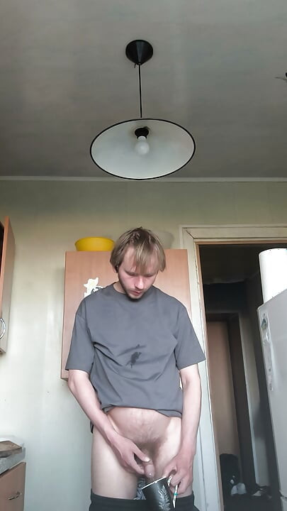 Drinking piss