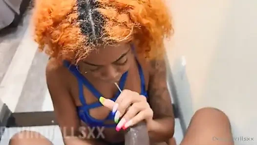 Pelacur jilat pantat