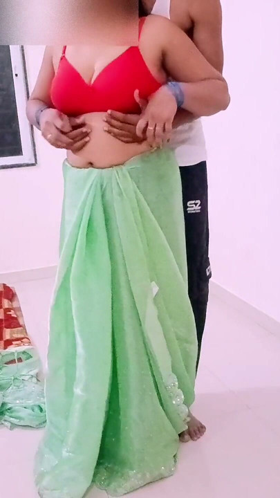 Riya Bhabhi Ko Petticoat Tailor Came to Take Belaj Measurement and Riya Bhabhi Enjoyed Sexual Relations While Taking… | Clip 1