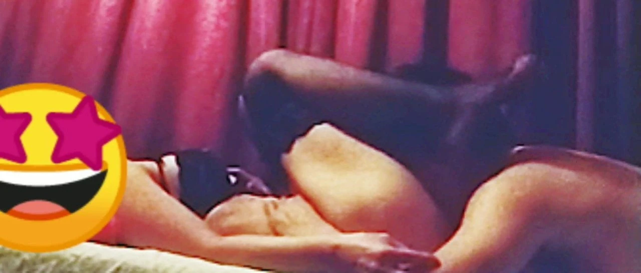 Eating till she see stars