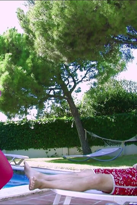 Jenny Hard, următoarea regină a sexului din Spania!