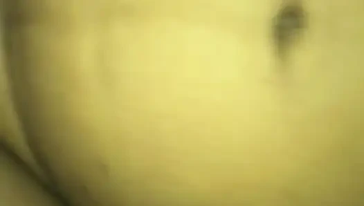 Islak sulu amcığı sikiyor