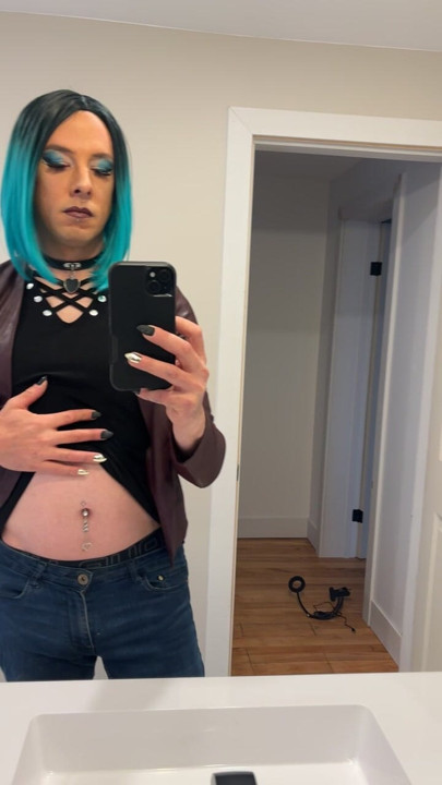 Femboy having a quick vape before going out!
