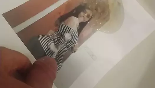 Kiara Romero es orinada bien rico y delicioso