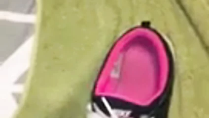 nike frees üzerinde bir yük üfleme