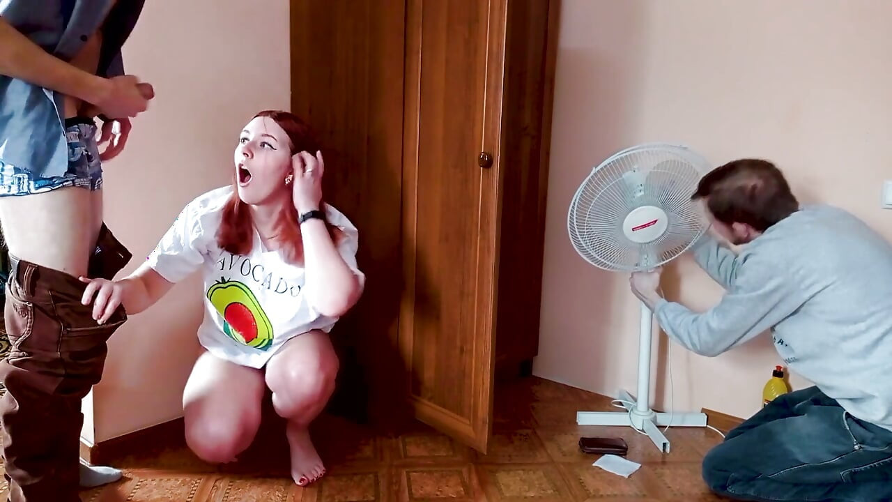 남편에게 바람을 피우는 젊은 마누라